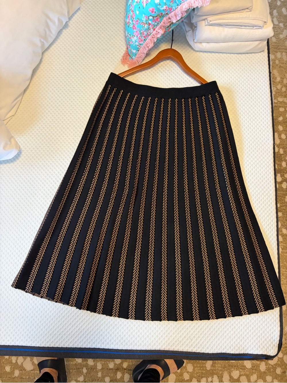 Max Studio Black Crewneck Sweater with Tan Contrast Trim w/Pleated Sweater Skirt - Picture 3 of 4